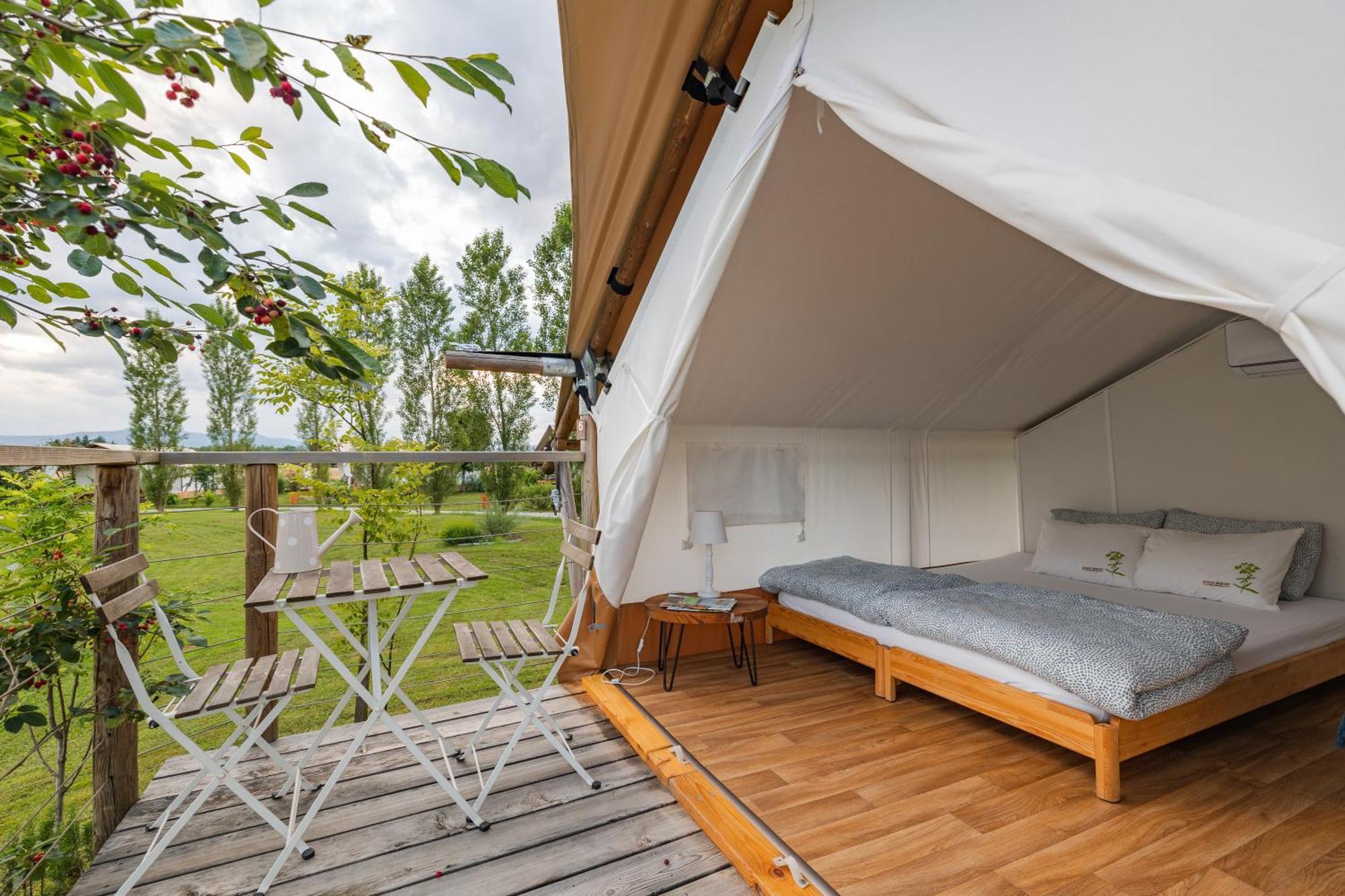 Glamping Kolpa Resort Gradac Dış mekan fotoğraf